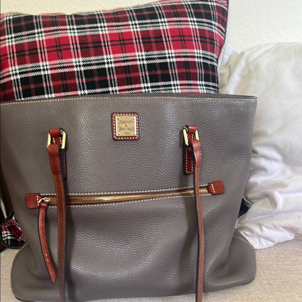 Dooney & Bourke Pebble Grain Large Shopper Tote color: Elephant note ink stains